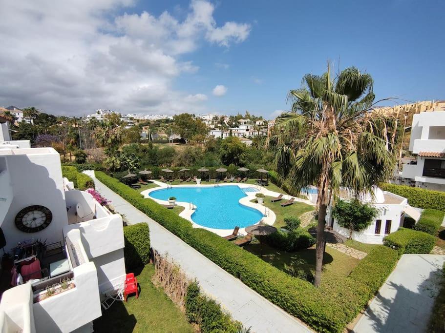 Full Apartment With Private Pool Εστεπόνα Εξωτερικό φωτογραφία